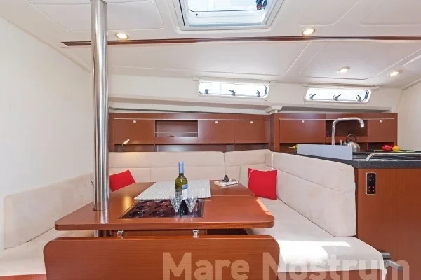 Hanse 385 - Boatscribe.com
