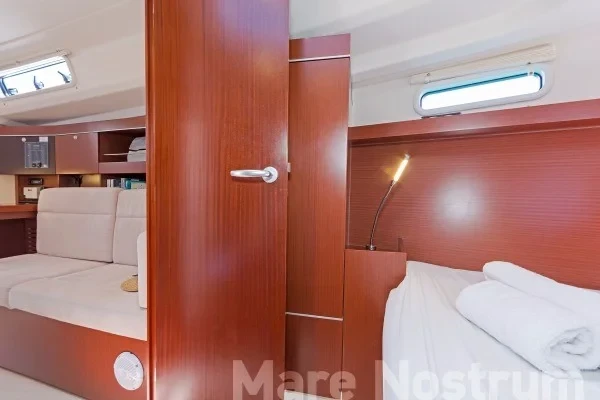 Hanse 385 - Boatscribe.com