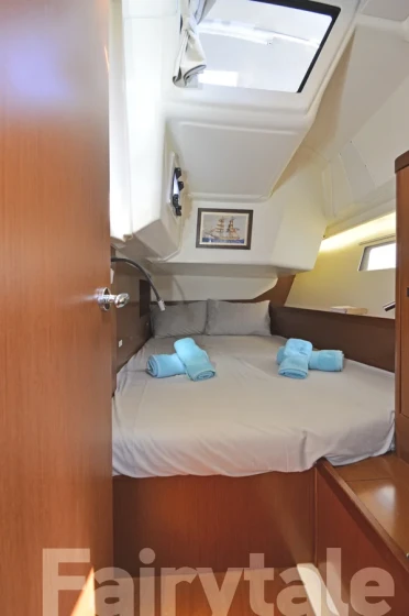 Oceanis 41 - Boatscribe.com