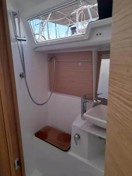 Dufour 412 - Boatscribe.com