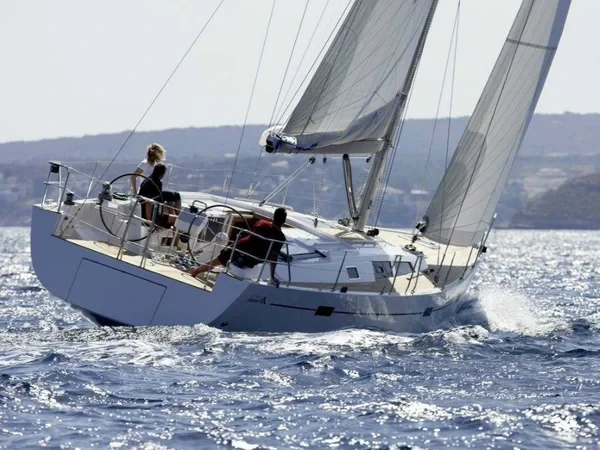 Hanse 470 - Boatscribe.com