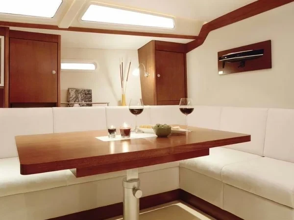 Hanse 470 - Boatscribe.com