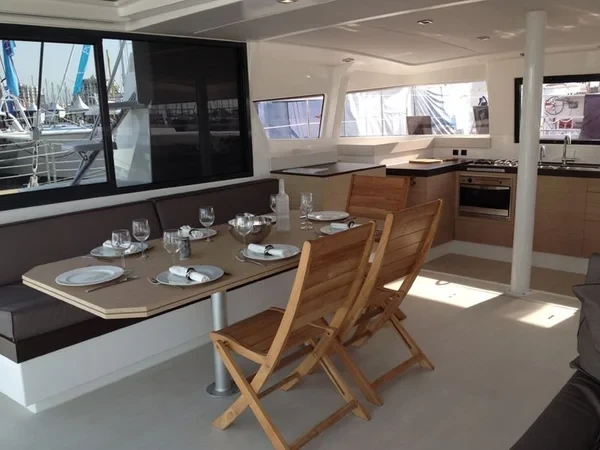 Bali 4.3 - Boatscribe.com