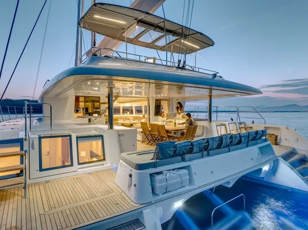 Lagoon 620 - Boatscribe.com
