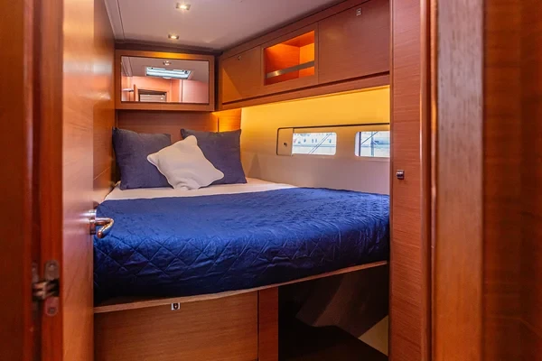 Dufour 460 GL - Boatscribe.com