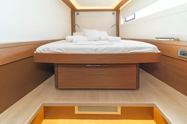 Lagoon 46 - Boatscribe.com