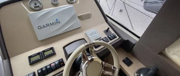 Monte Carlo 5 - Boatscribe.com