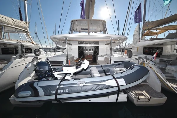 Lagoon 50 - Boatscribe.com