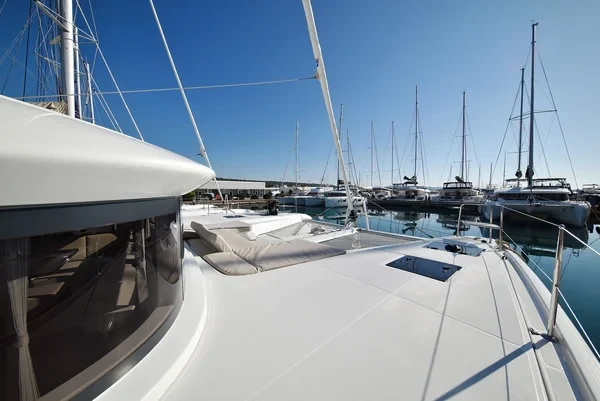 Lagoon 50 - Boatscribe.com