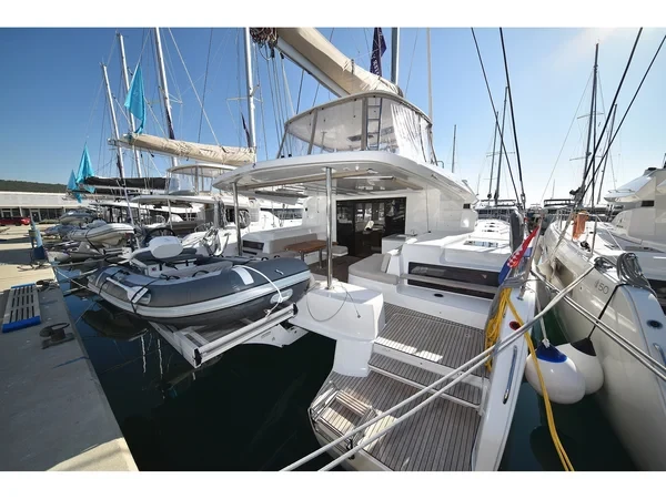Lagoon 50 - Boatscribe.com