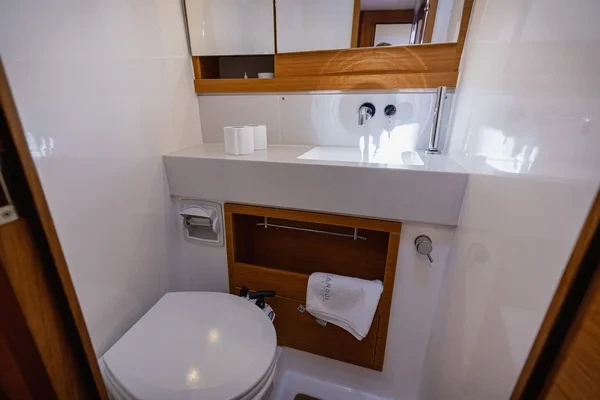 Dufour 470 - Boatscribe.com