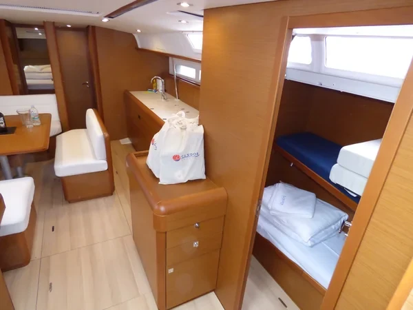 Sun Odyssey 519 - Boatscribe.com