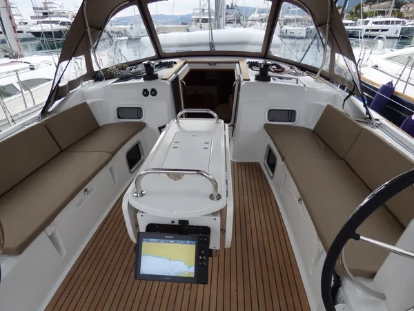 Sun Odyssey 519 - Boatscribe.com