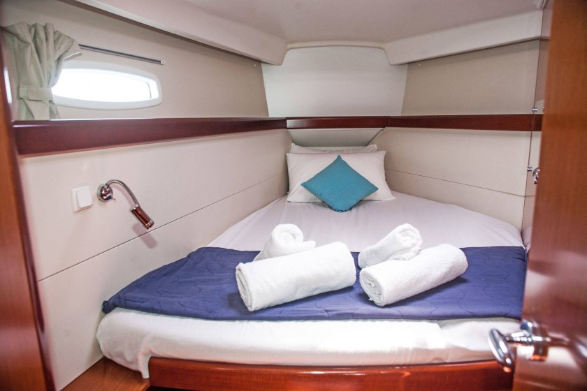 Oceanis 46 - Boatscribe.com