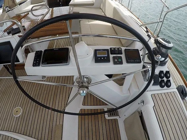 Jeanneau 57 - Boatscribe.com
