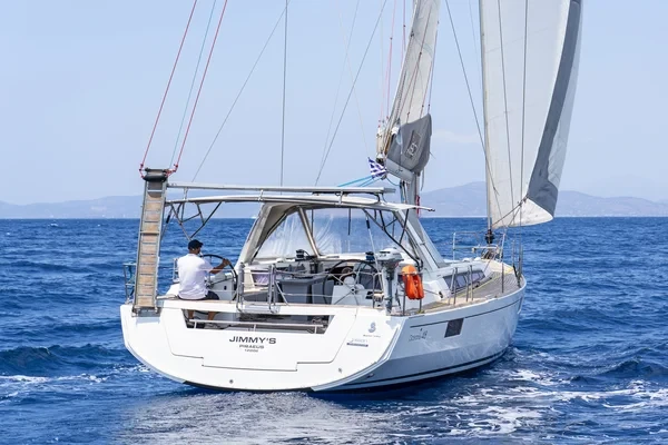 Oceanis 48 - Boatscribe.com