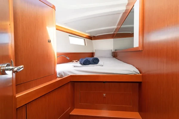 Oceanis 48 - Boatscribe.com