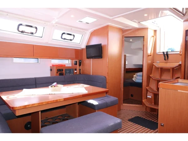 Bavaria 46 Cruiser - Boatscribe.com