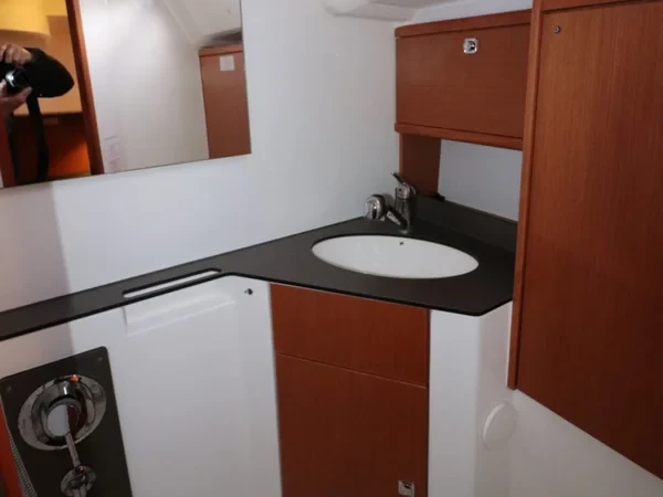 Bavaria 46 Cruiser - Boatscribe.com