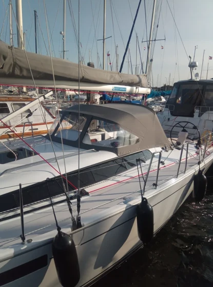 Dehler 38 - Boatscribe.com