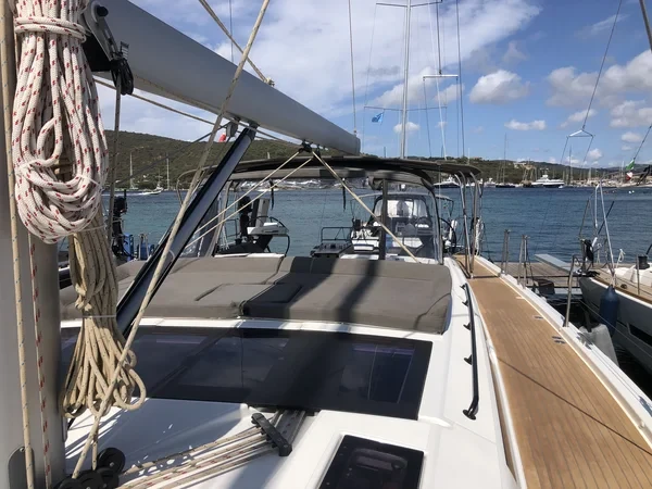 Dufour 530 - Boatscribe.com