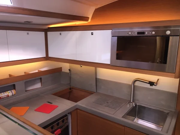 Dufour 530 - Boatscribe.com