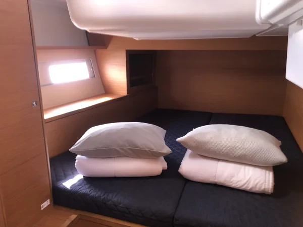 Dufour 530 - Boatscribe.com