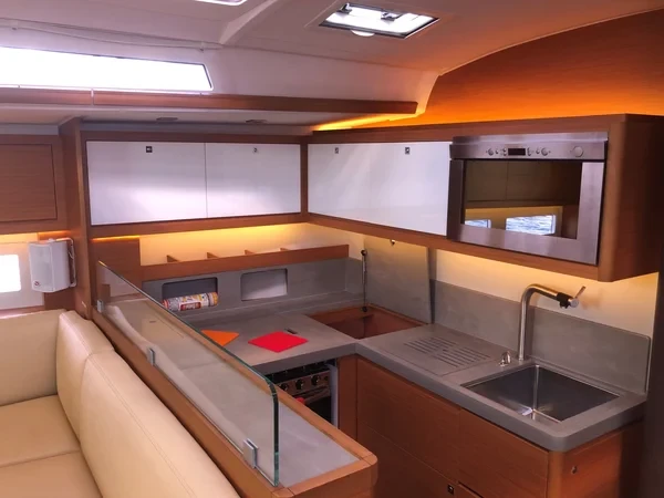 Dufour 530 - Boatscribe.com