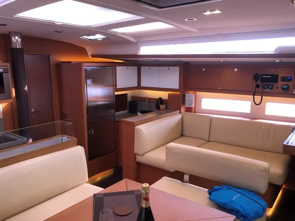 Dufour 530 - Boatscribe.com