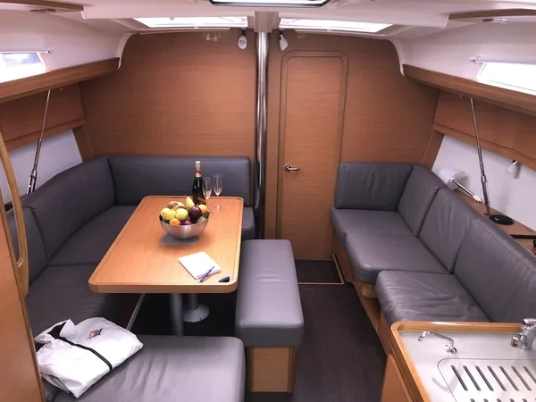 Dufour 412 GL - Boatscribe.com