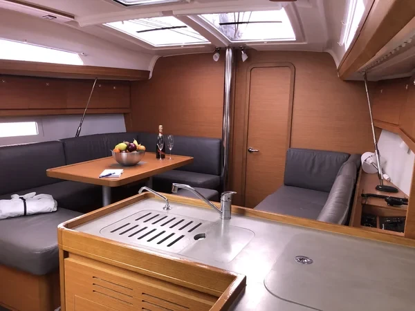 Dufour 412 GL - Boatscribe.com