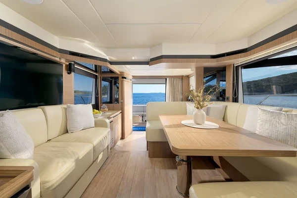 Absolute 50 Fly - Boatscribe.com