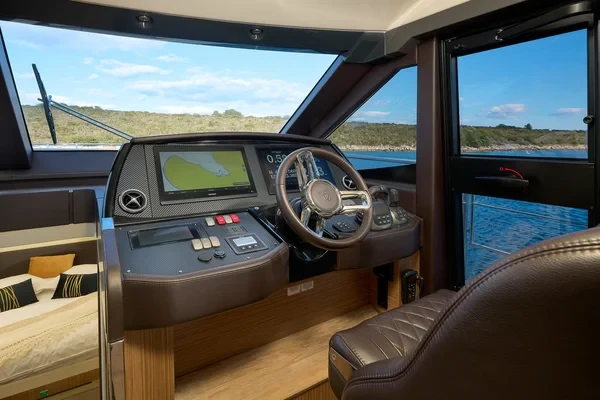 Absolute 50 Fly - Boatscribe.com
