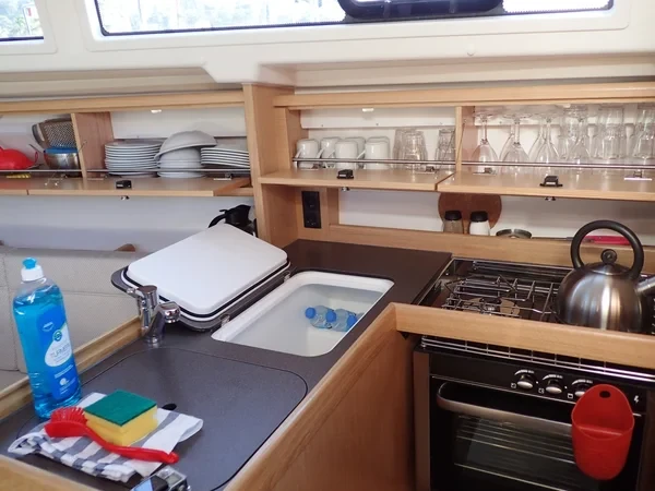 Bavaria 34 Cruiser - Boatscribe.com