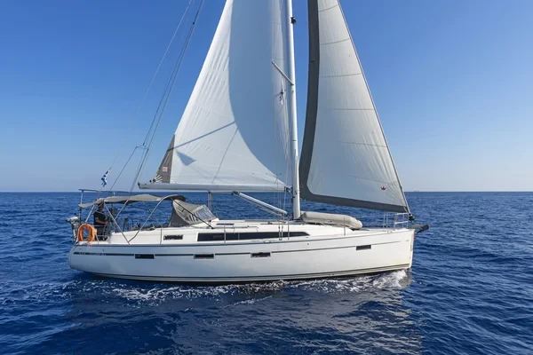 Bavaria 41 Cruiser - Boatscribe.com