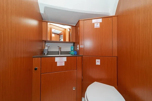 Bavaria 41 Cruiser - Boatscribe.com