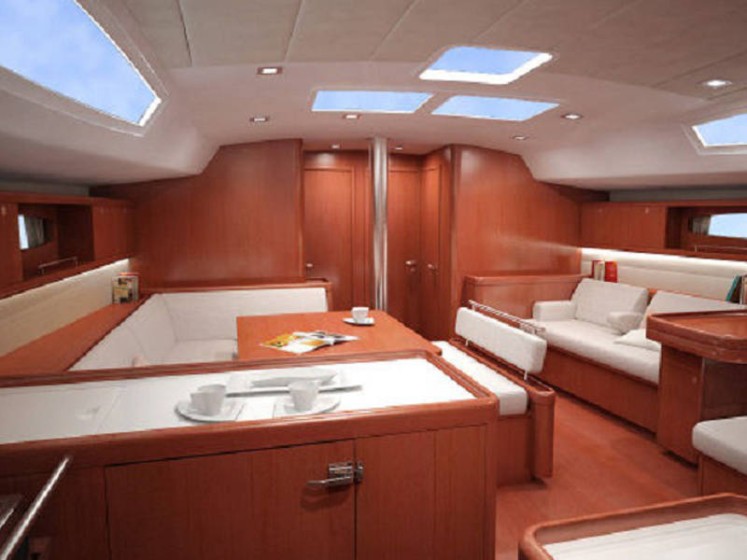 Oceanis 54 - Boatscribe.com