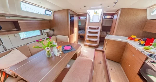 Oceanis 46.1 - Boatscribe.com