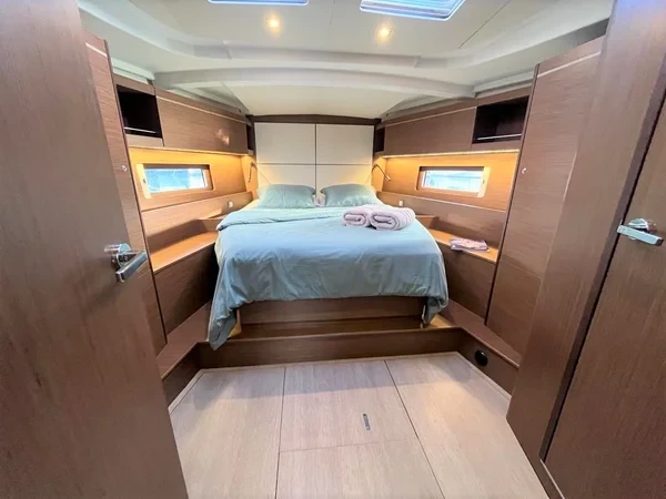 Oceanis 46.1 - Boatscribe.com