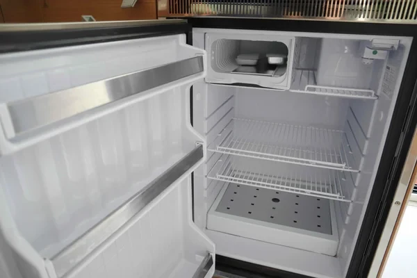 Excess 11 - Boatscribe.com