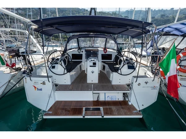 Sun Odyssey 410 - Boatscribe.com