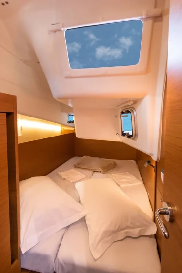 Sun Odyssey 410 - Boatscribe.com