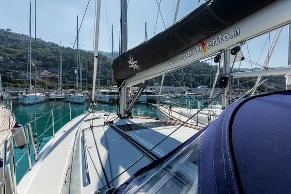 Sun Odyssey 410 - Boatscribe.com