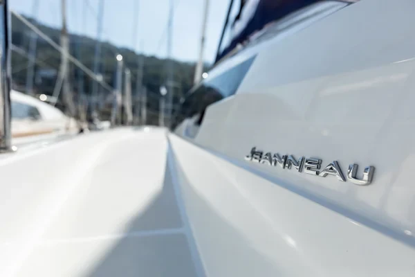 Sun Odyssey 410 - Boatscribe.com