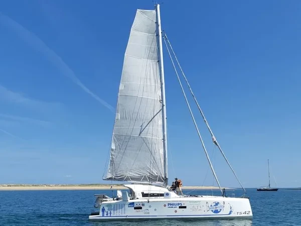TS 42 - Boatscribe.com