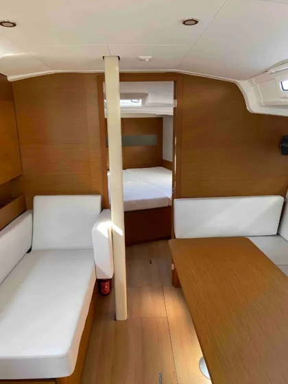 Sun Odyssey 410 - Boatscribe.com