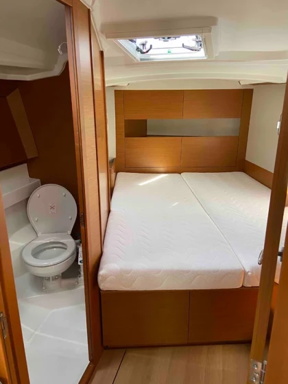 Sun Odyssey 410 - Boatscribe.com