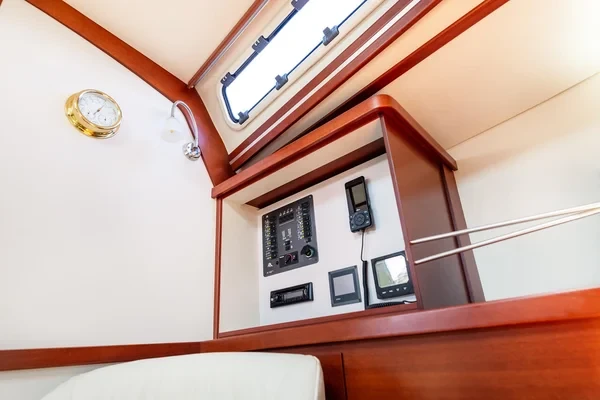 Hanse 400 - Boatscribe.com