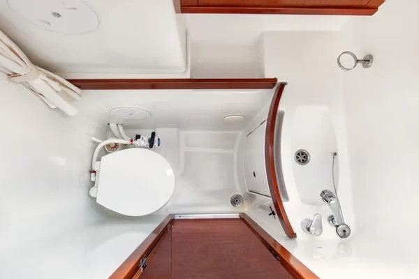 Oceanis 43 - Boatscribe.com