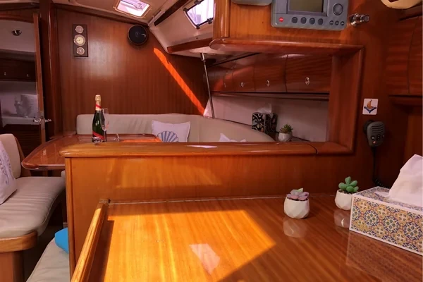 Bavaria 38 - Boatscribe.com